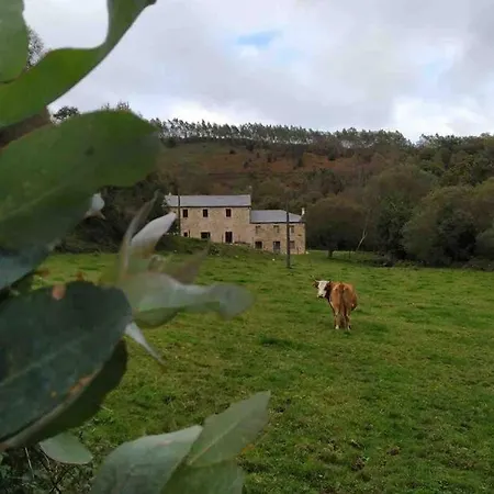 En Valadouro Serra Do Xistral Lugo En Medio De La Naturaleza * Lagoa